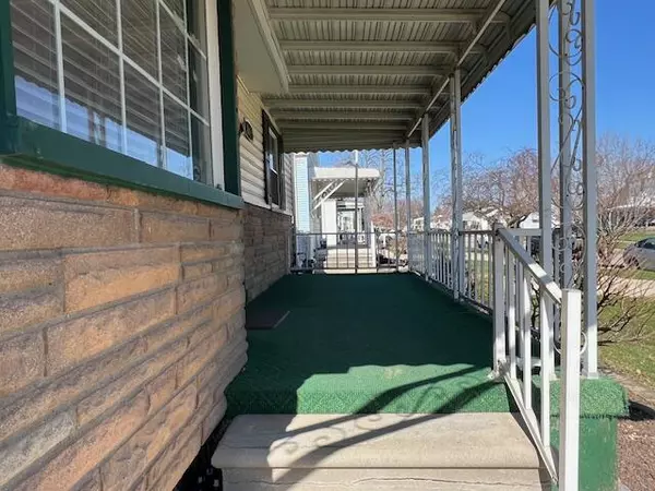 Lincoln Park, MI 48146,861 Cleveland Avenue