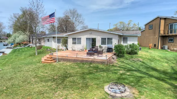 Wayland, MI 49348,2103 Island Drive