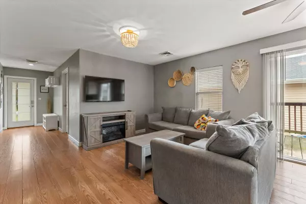 Edwardsburg, MI 49112,23198 South Street