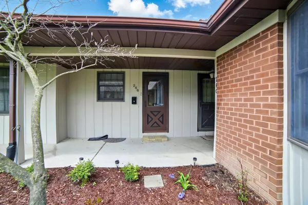 Grand Rapids, MI 49504,256 Bona Vista NW Drive