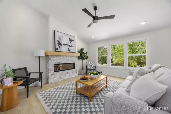 Caledonia, MI 49316,7266 Graymoor SE Street