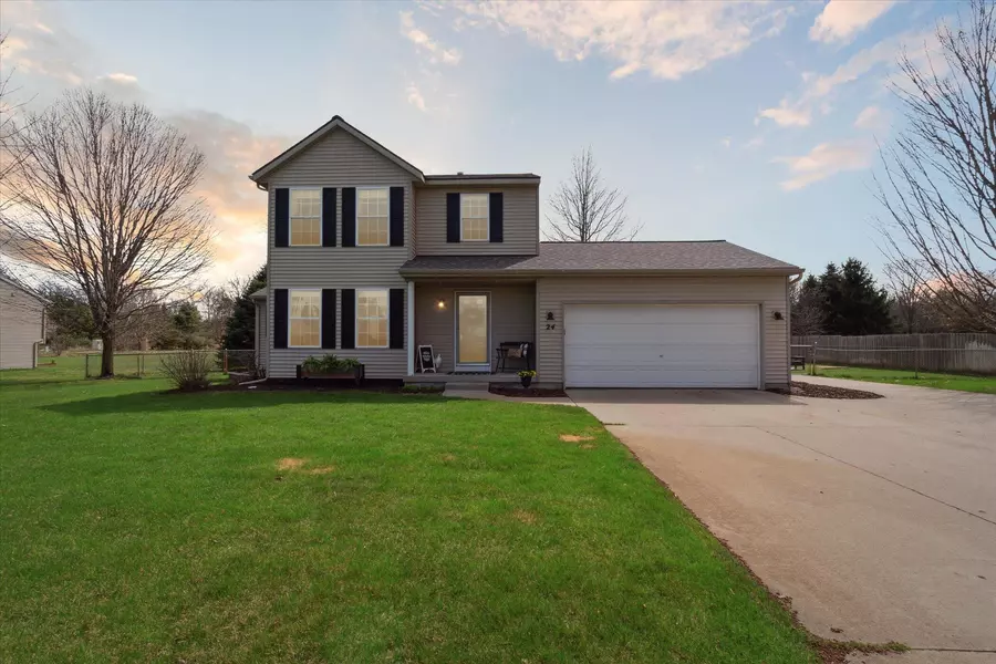 24 Tabby Trail NW Drive, Sparta, MI 49345