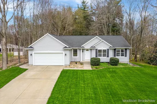 10972 Creekside Drive, Allendale, MI 49401