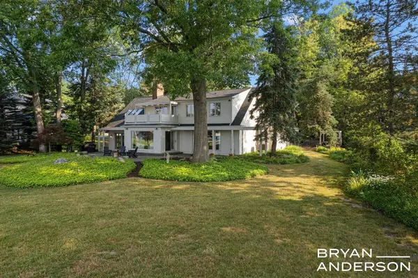 East Grand Rapids, MI 49506,3150 Manhattan SE Lane