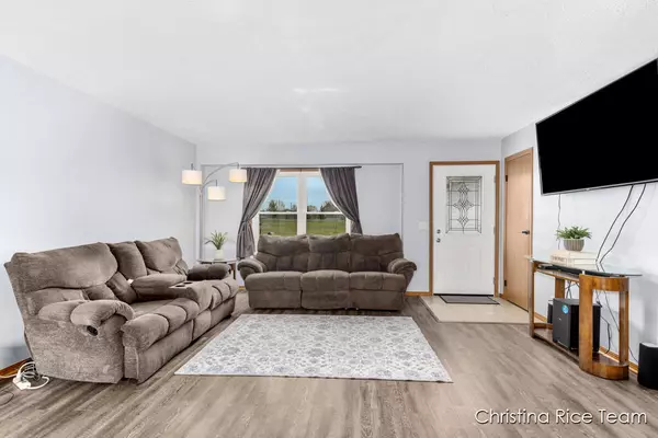 Cedar Springs, MI 49319,16445 Algoma NE Avenue