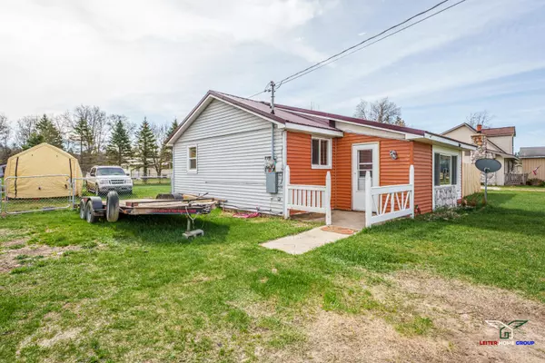 Harrison, MI 48625,5192 Apache Trail