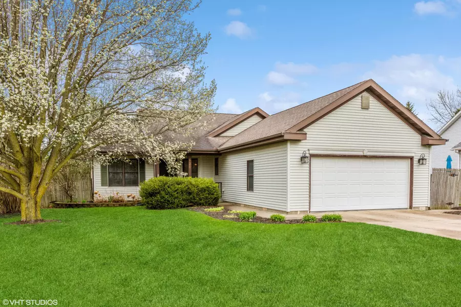 426 Symphony Circle, St. Joseph, MI 49085