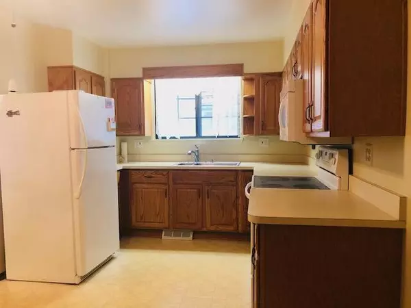 Plymouth, MI 48170,40105 Newport Drive #358