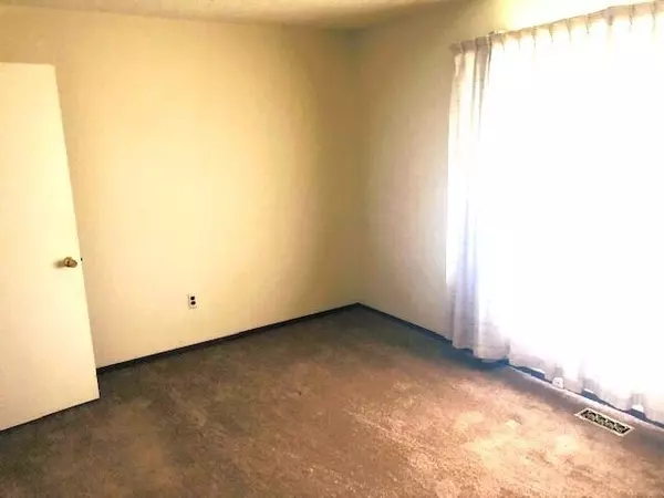 Plymouth, MI 48170,40105 Newport Drive #358
