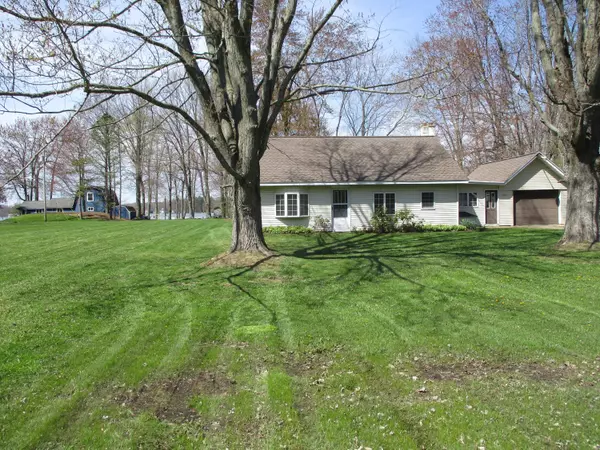 Fennville, MI 49408,5881 122nd Avenue