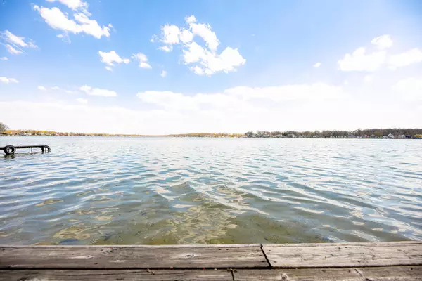 Edwardsburg, MI 49112,68270 N Shore Drive