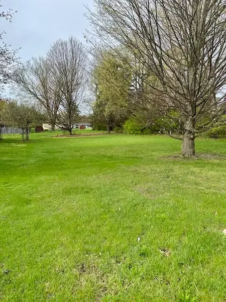 6761 Paw Paw Avenue, Coloma, MI 49038