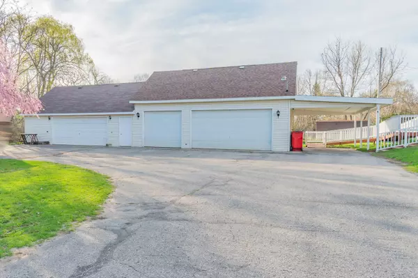 Newaygo, MI 49337,373 W Brooks Street