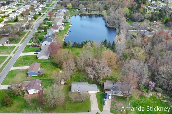 Holland, MI 49424,14163 Ridgewood Drive