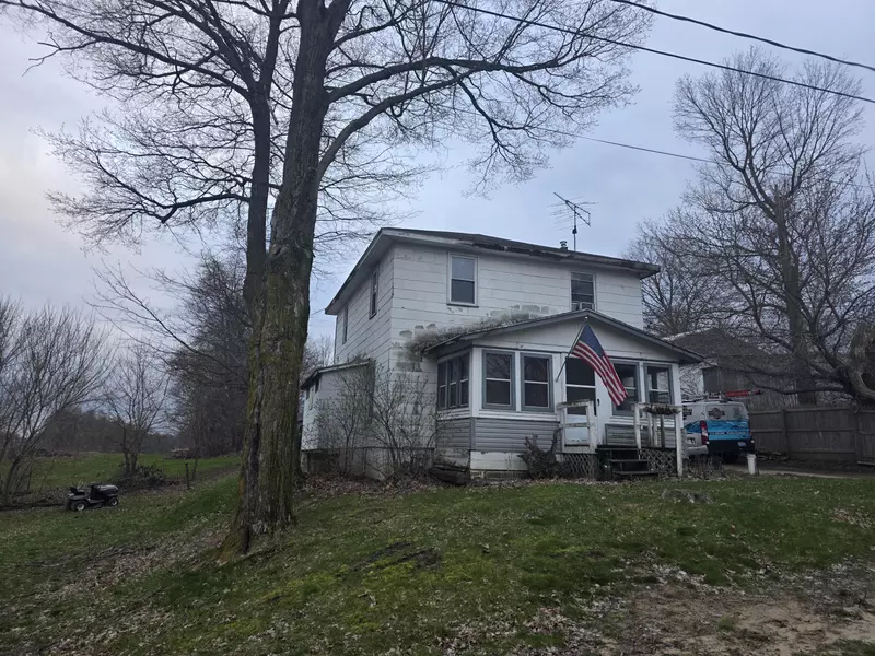 994 124th Avenue, Shelbyville, MI 49344