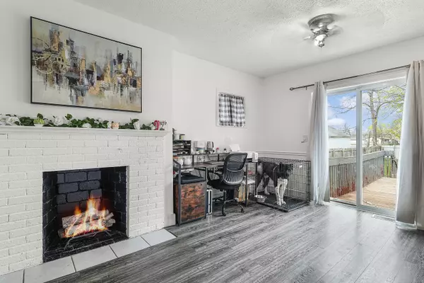 Kentwood, MI 49548,113 Maplelawn SE Street