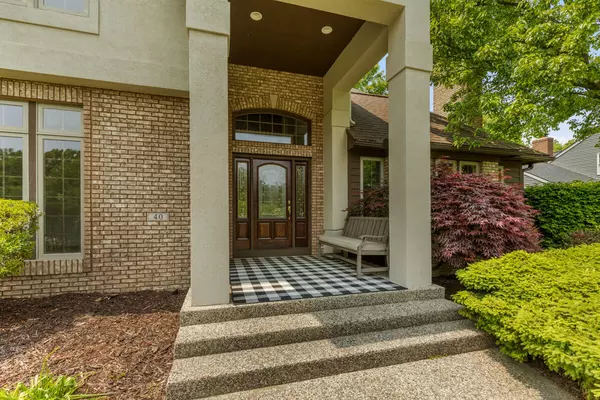 Holland, MI 49424,40 Bay Circle Drive