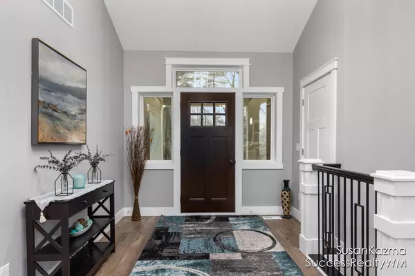 Comstock Park, MI 49321,6164 English NE Avenue