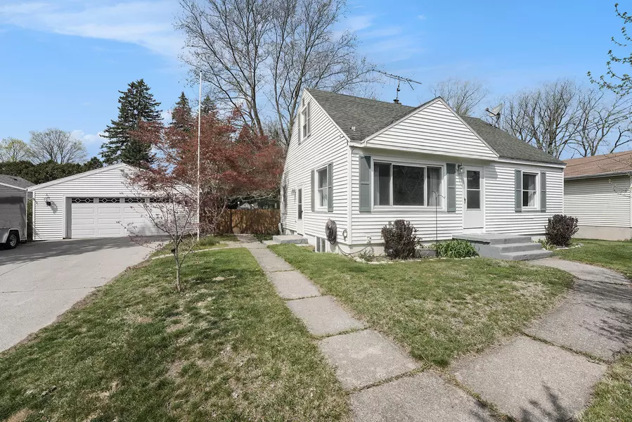 3645 Perry SW Avenue, Wyoming, MI 49519
