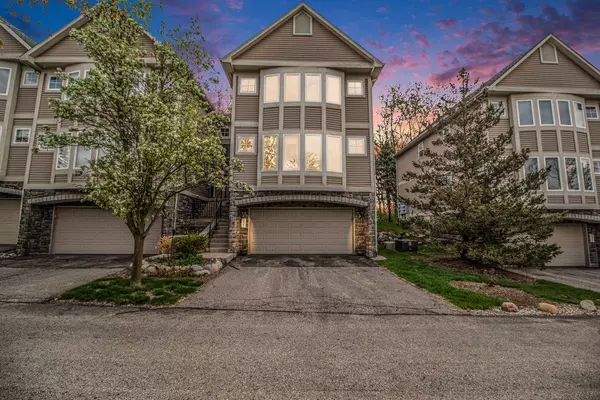 237 Old Creek, Saline, MI 48176