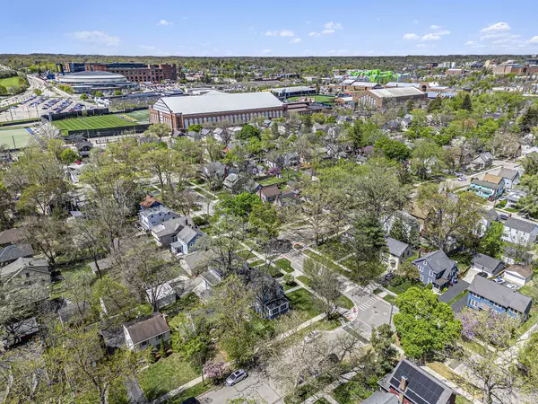Ann Arbor, MI 48104,906 Granger Avenue