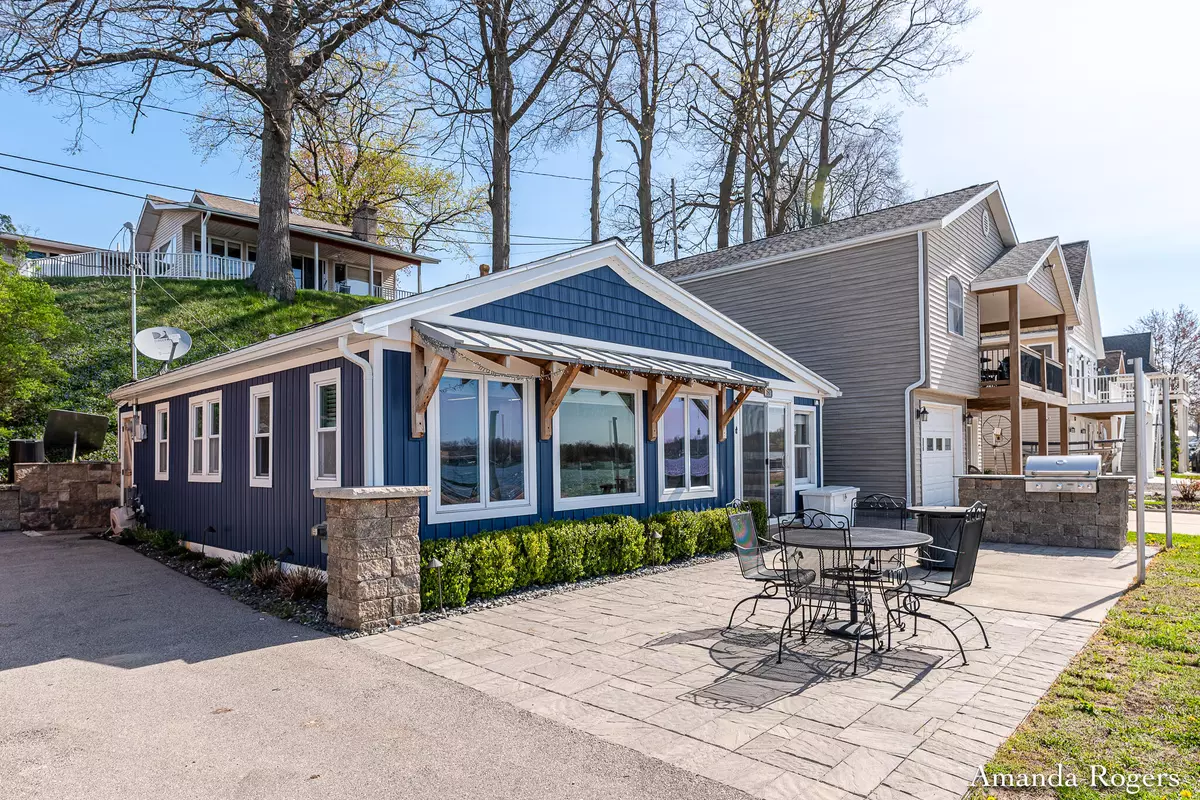 Saranac, MI 48881,6520 Lakeshore Drive