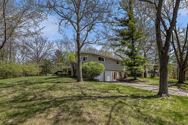 Ann Arbor, MI 48105,3606 Chatham Way