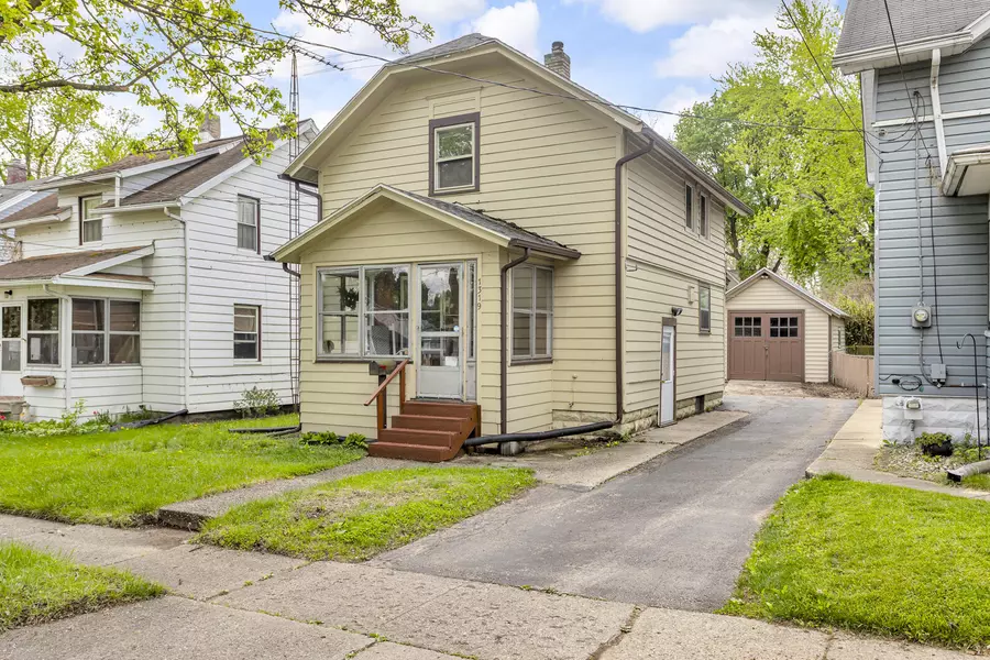 1319 Rhodes Street, Jackson, MI 49202