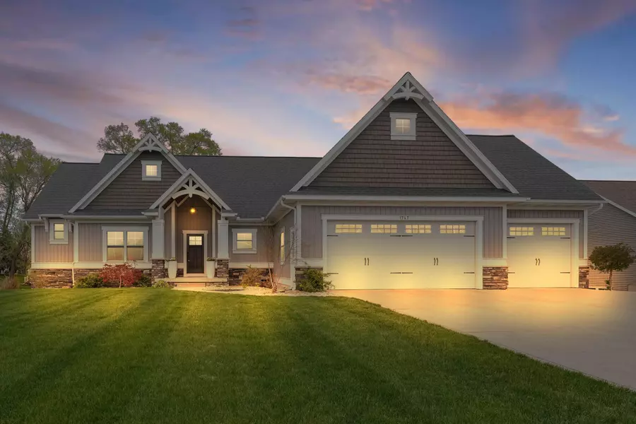 1767 North Bay Drive, Hudsonville, MI 49426