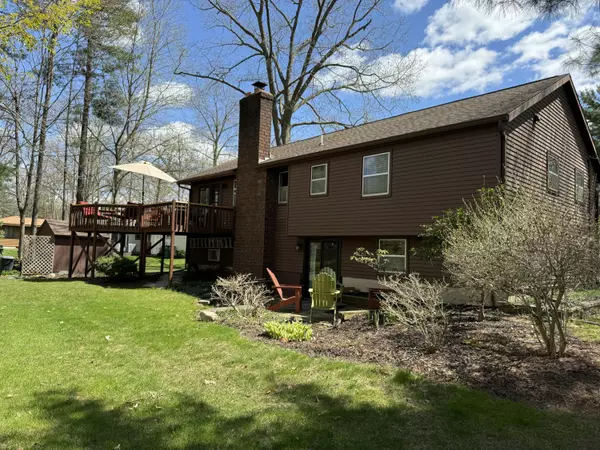 Hudsonville, MI 49426,4319 Crestlane Drive