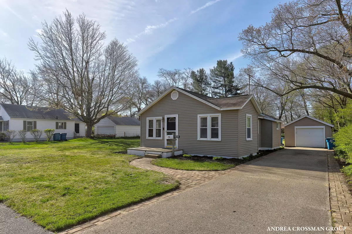 Grand Haven, MI 49417,1326 Woodlawn Avenue