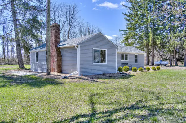 Jackson, MI 49201,8353 Cady Road