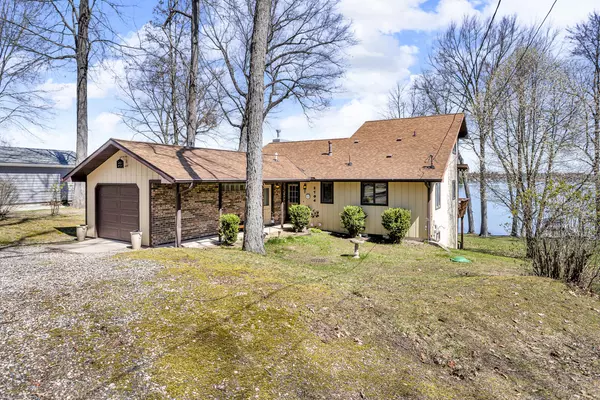 1704 Little Drive,  Horton,  MI 49246