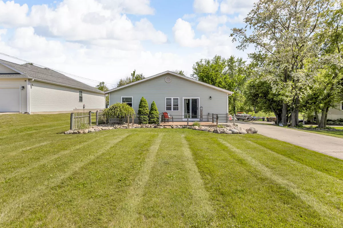Brooklyn, MI 49230,220 Nottingham Drive