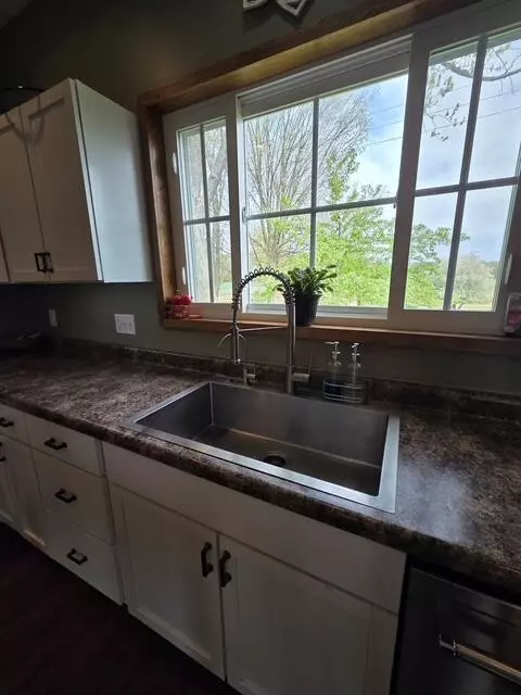 Scotts, MI 49088,6428 E S Avenue