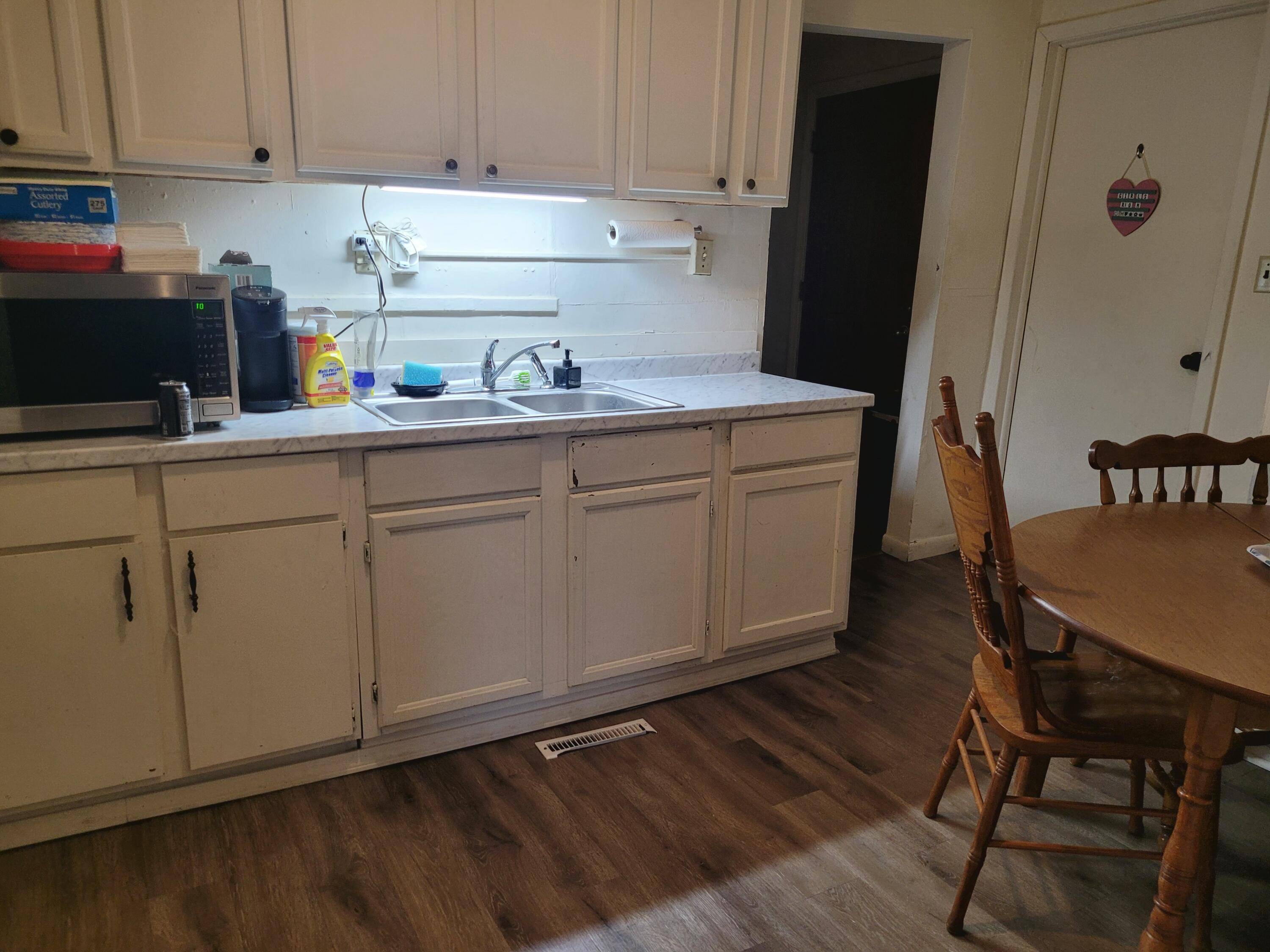 Hillsdale, MI 49242,43 Howder Street
