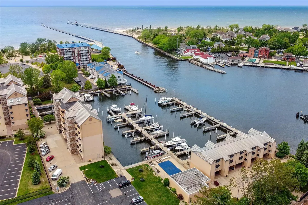 St. Joseph, MI 49085,312 Water Street ## 14