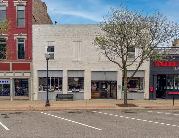 217 N Jackson Street, Jackson, MI 49201