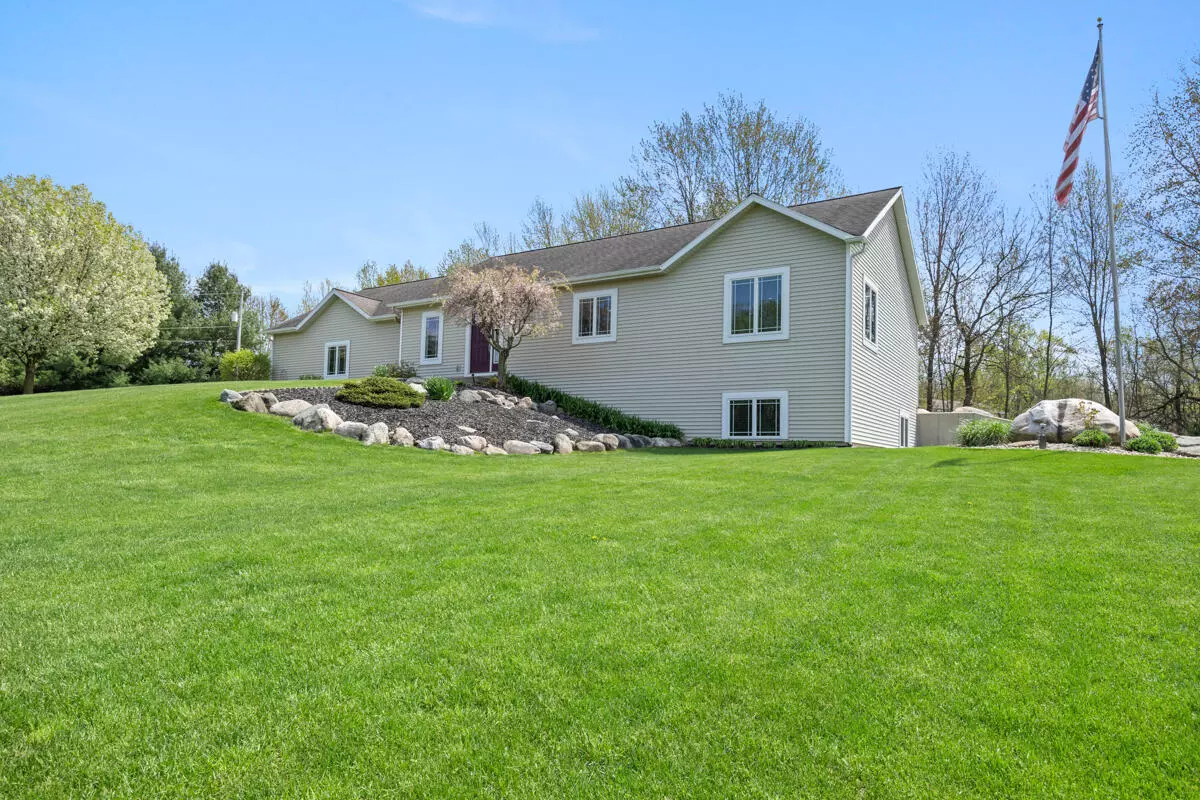 Wayland, MI 49348,10626 Eastern SE Avenue