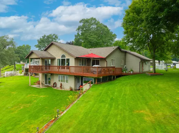 Muskegon, MI 49442,444 Whispering Oaks Drive