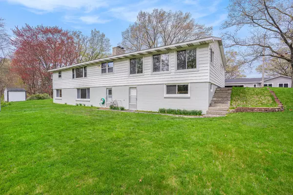 Grand Haven, MI 49417,1634 Woodlawn Avenue