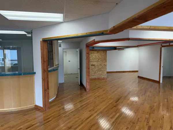 Grand Haven, MI 49417,601 S Beacon Boulevard #101