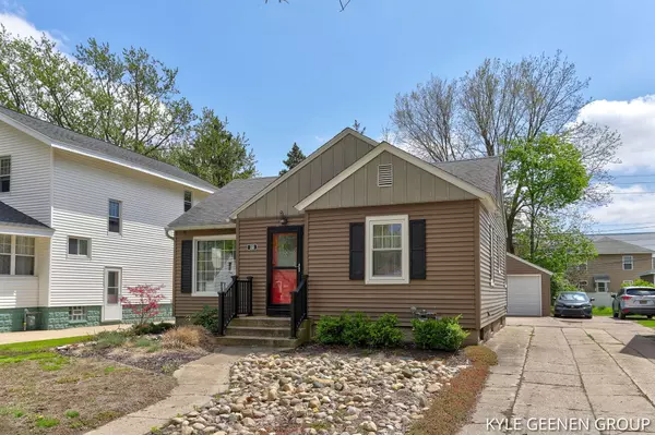 188 W 21st Street, Holland, MI 49423