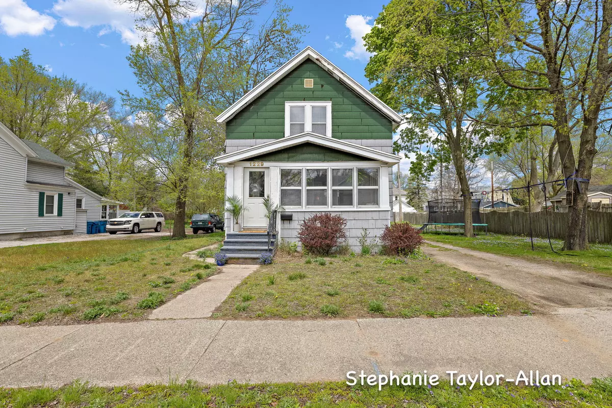 Grand Haven, MI 49417,1229 Franklin Avenue