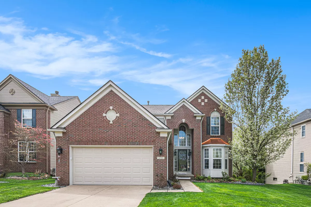 Howell, MI 48843,4261 Merriman Loop