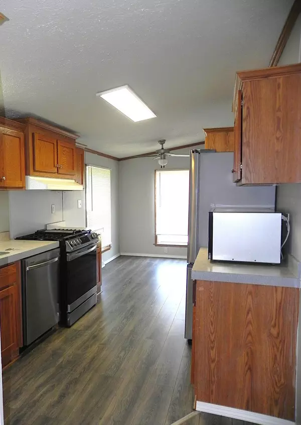 Three Rivers, MI 49093,1232 Shiawassee River Road