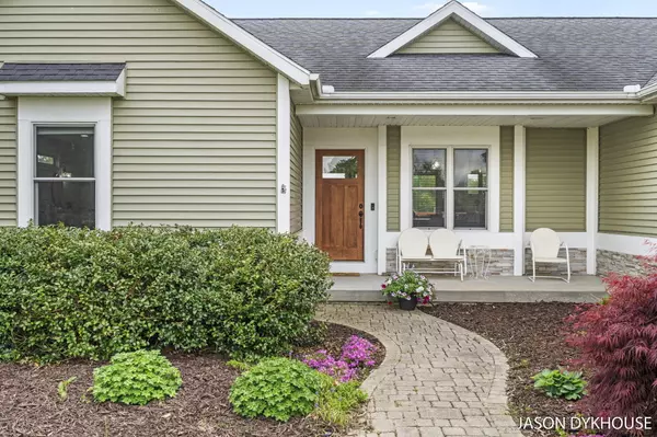 Hudsonville, MI 49426,6529 Bradenwood Drive