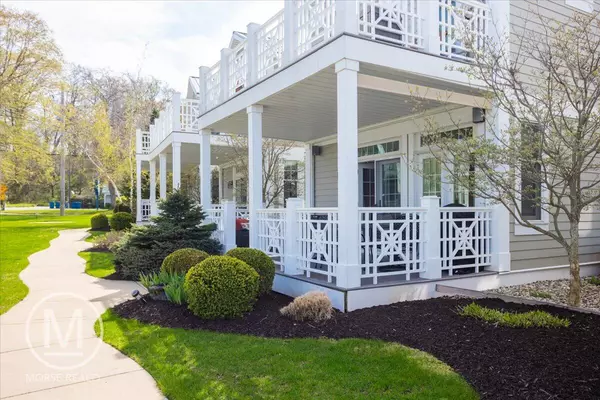 Saugatuck, MI 49453,807 Lake Street #3