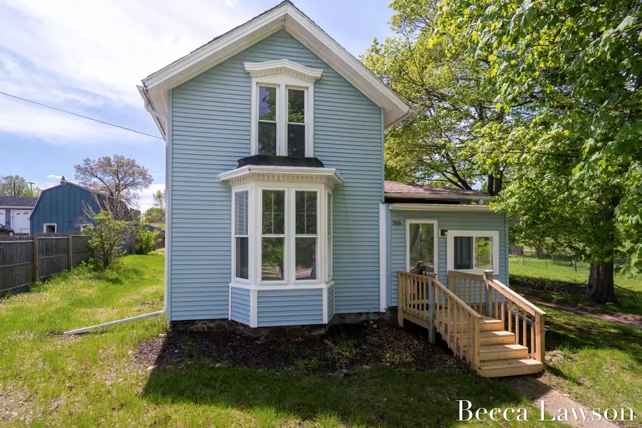 516 Warren Street, Marshall, MI 49068