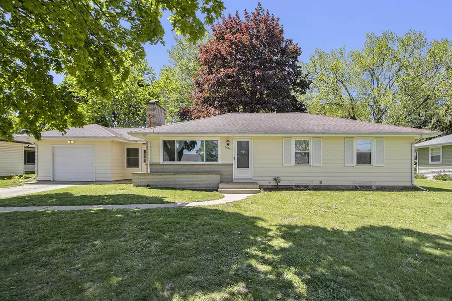 6026 Salem Lane, Portage, MI 49002